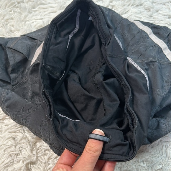 Lululemon Run: Pace Setter Skirt Black / Blush Quartz - Picture 4 of 8